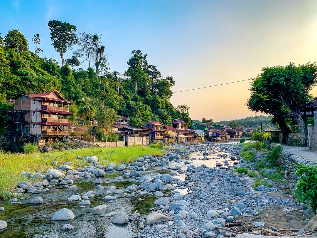 Menyatu dengan Alam di Bukit Lawang: Destinasi di Sumatera Utara