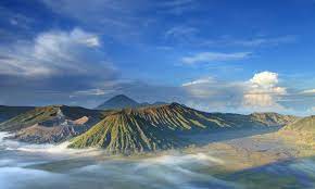 Gunung Bromo: Keindahan Alam yang Memukau di Jawa Timur