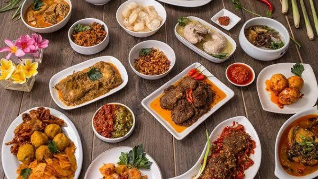 Kuliner Nusantara: 10 Makanan Khas Daerah yang Menggugah Selera