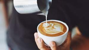 Wisata Kopi: Kompetisi Barista Latte Art Salatiga dan Revitalisasi Kopi