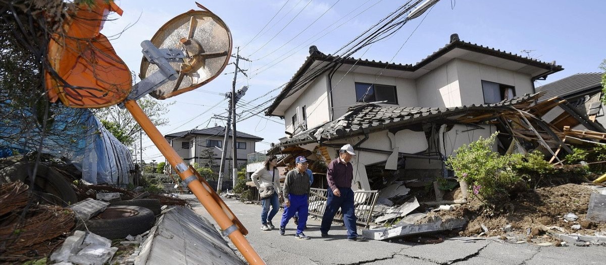 Sirene peringatan tsunami berbunyi di pesisir pantai Jepang