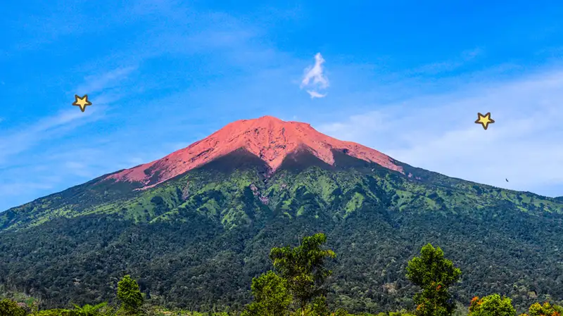 Gunung Tertinggi memperlihatkan betapa kecilnya manusia di hadapan kebesaran alam