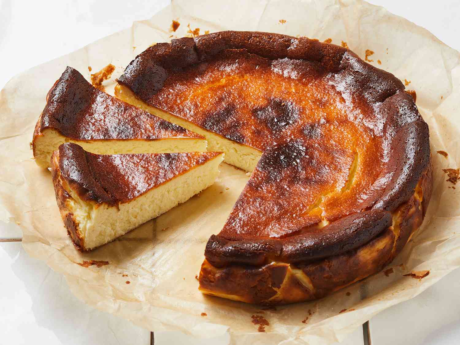Basque Cheesecake: Indulging in Creamy Perfection 2024